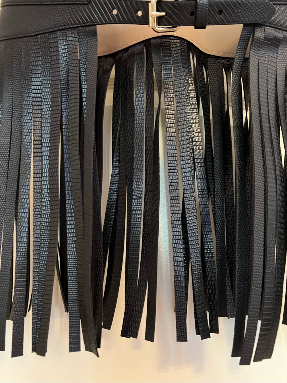 BCBGMAXAZRIA Black Fringe Leather Waist Belt Size Small - Picture 3 of 5